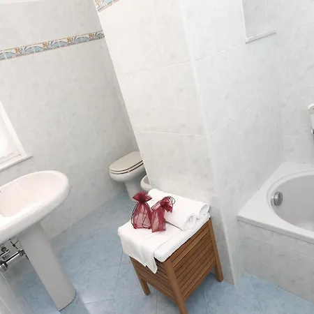 - Riviera Aparthotel